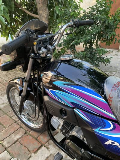 Honda prider. 25modal all Punjab register