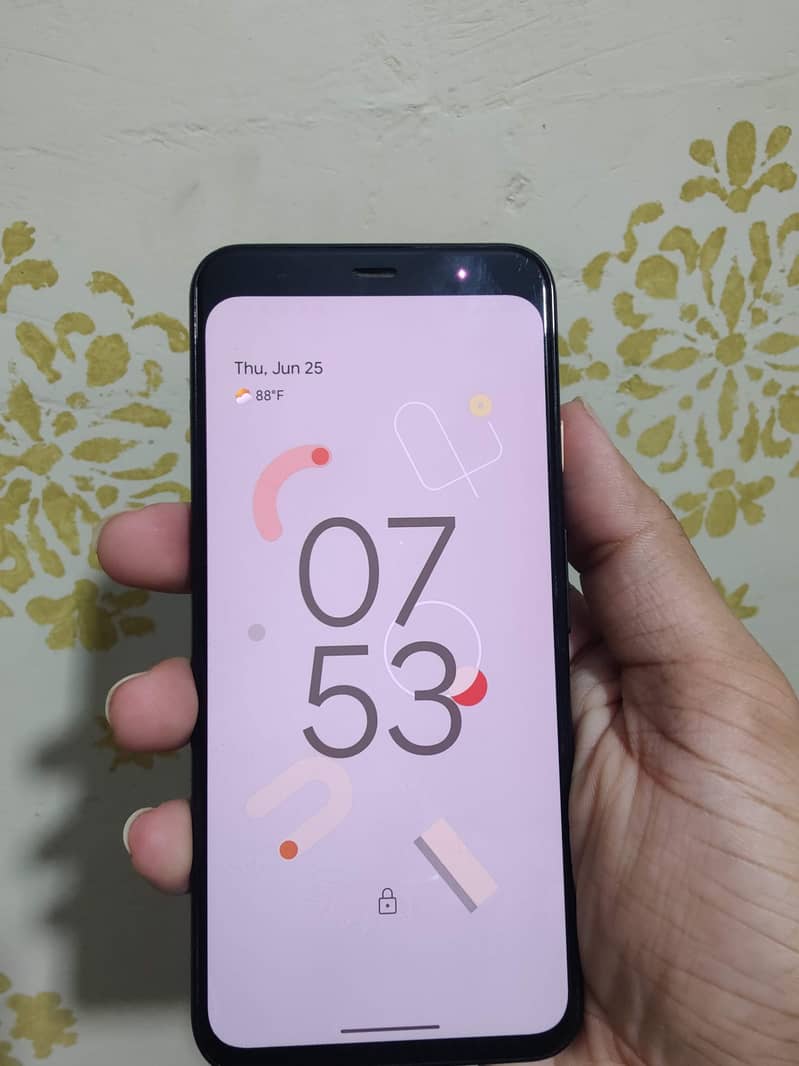 Google Pixel 4 3