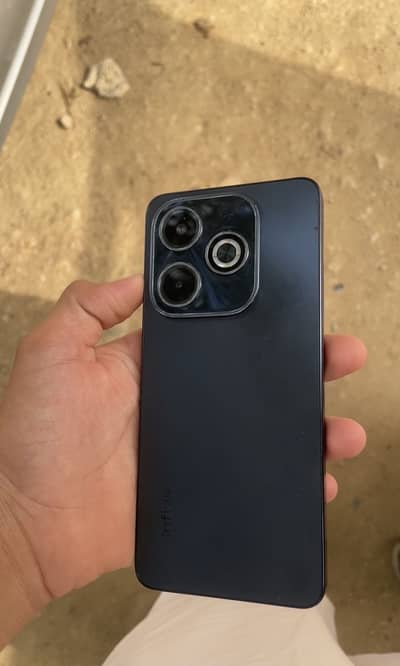 Infinix Hot 40i 8/128 10/9 Black Color