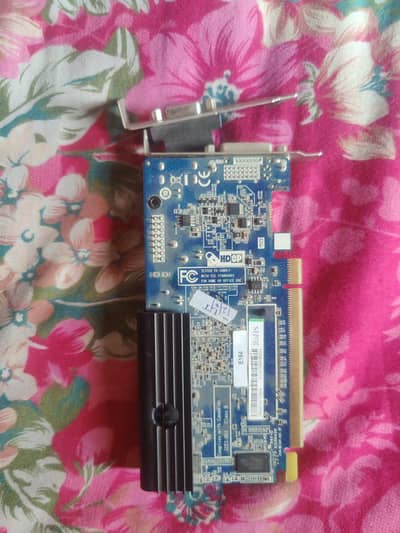 1gb ddr3 graphic card with 3x display port