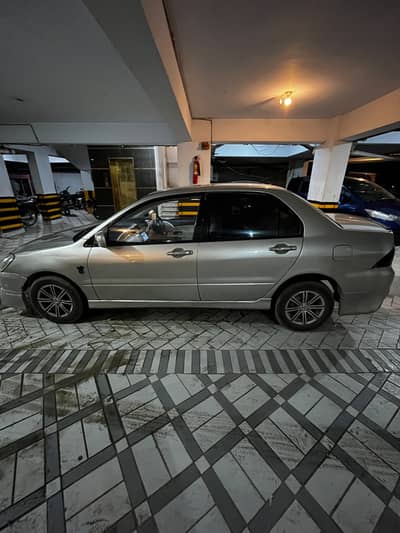 Mitsubishi Lancer 2005 1.6 SR