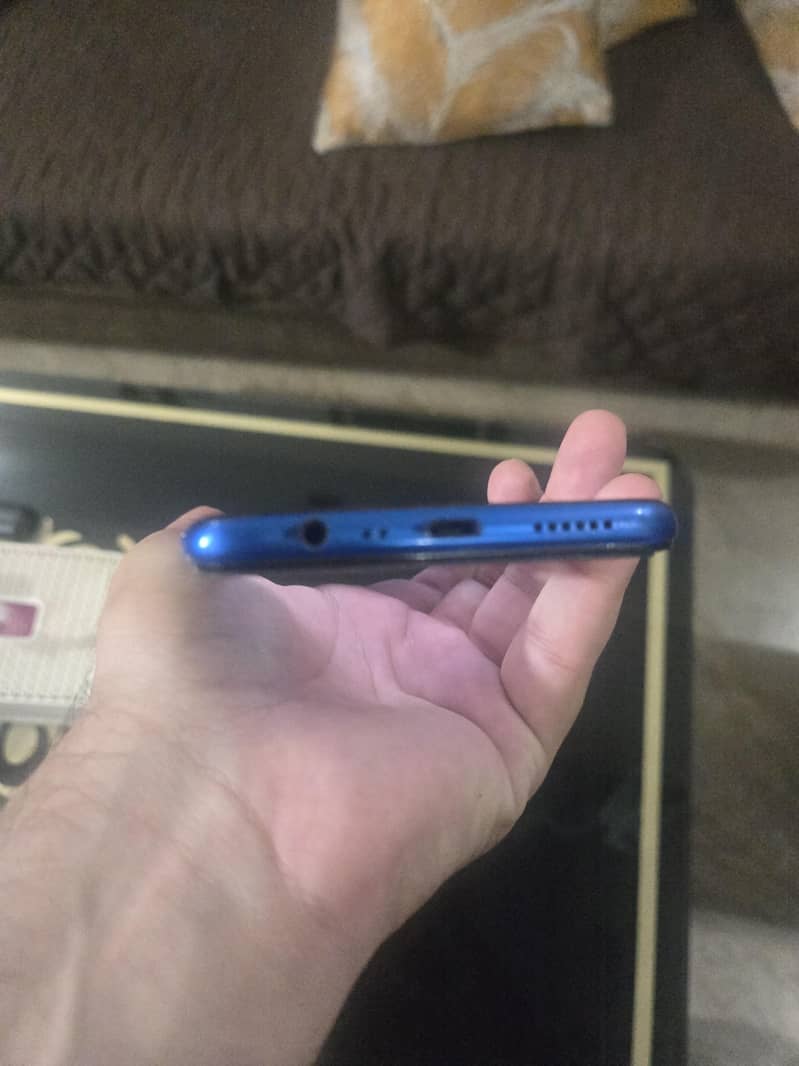 OPPO A5s 4
