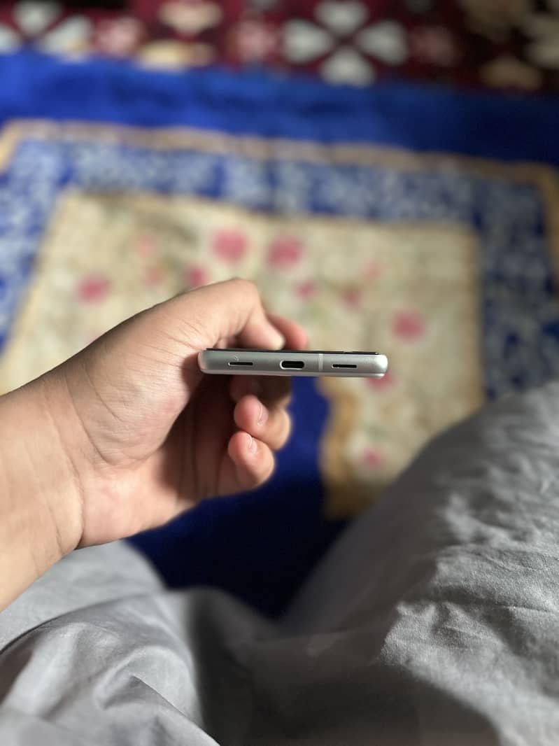 Google Pixel 7a 3
