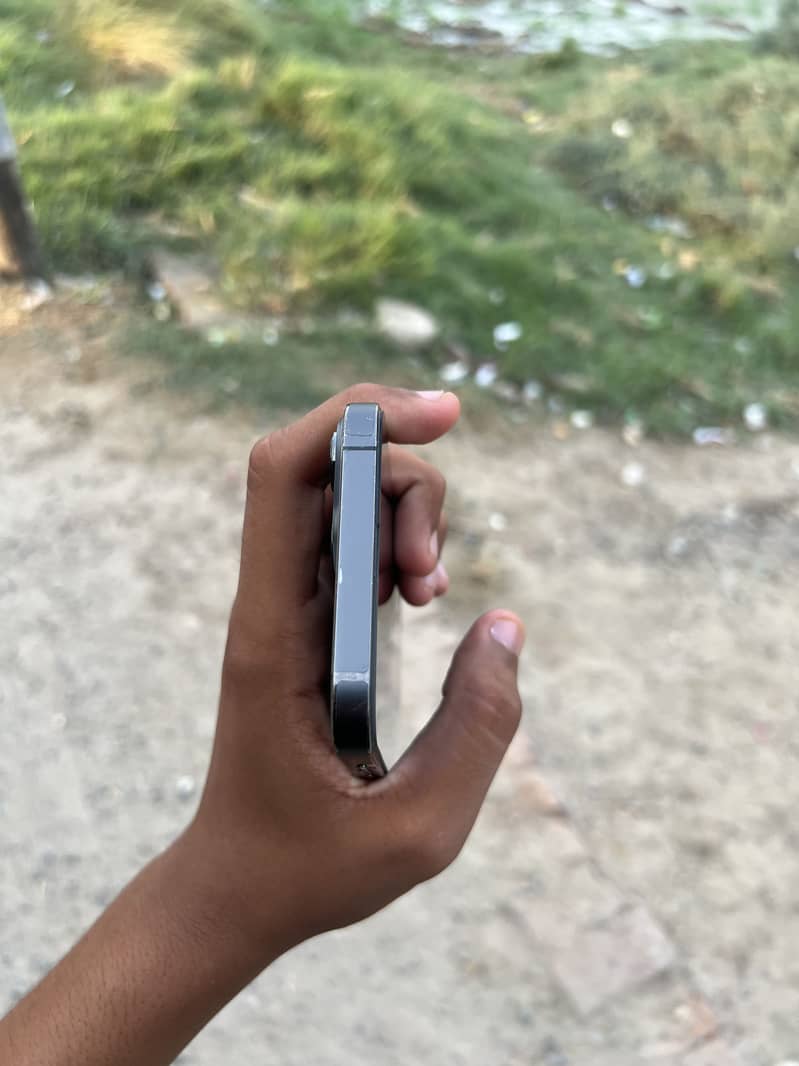 iPhone 13 Pro Max (fu) 6
