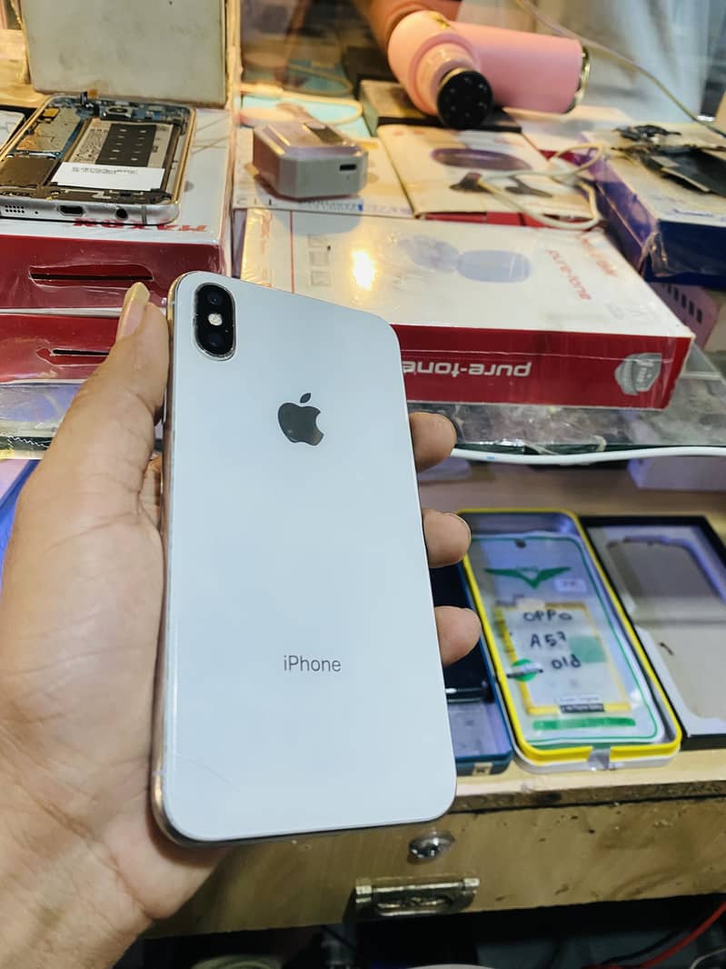 Apple iPhone X 0