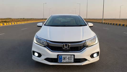 Honda City 1.5 CVT 2022 — Total Genuine | 1st Owner | White