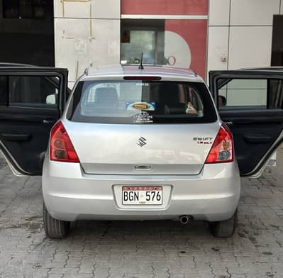 Suzuki Swift 1.3 DLX 2016.1st Owner.