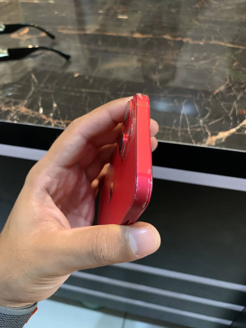 Apple iPhone 14 4