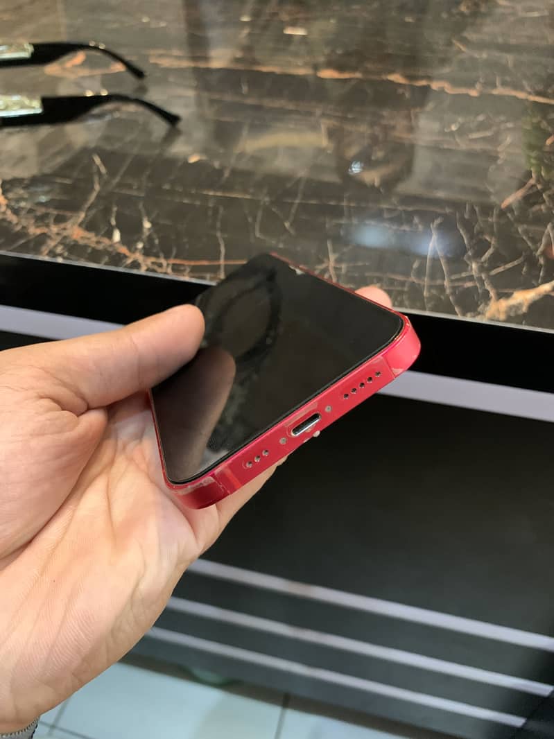 Apple iPhone 14 5