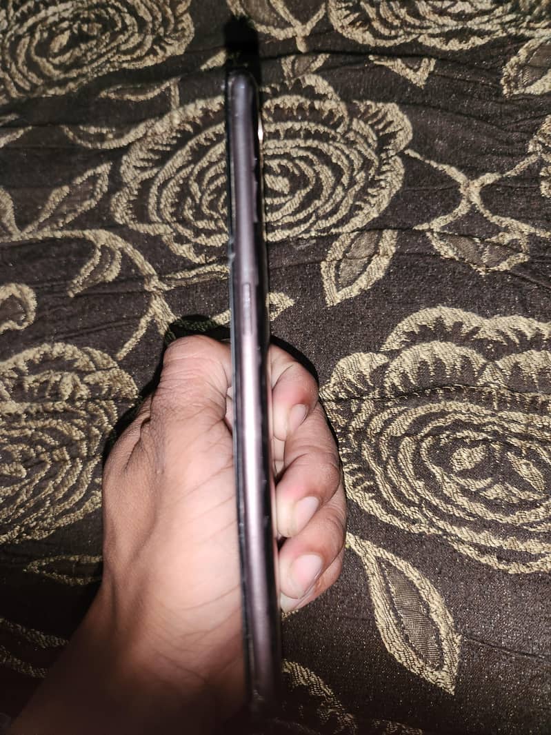 OPPO A7 1