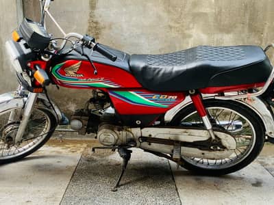 Honda CD70 2016