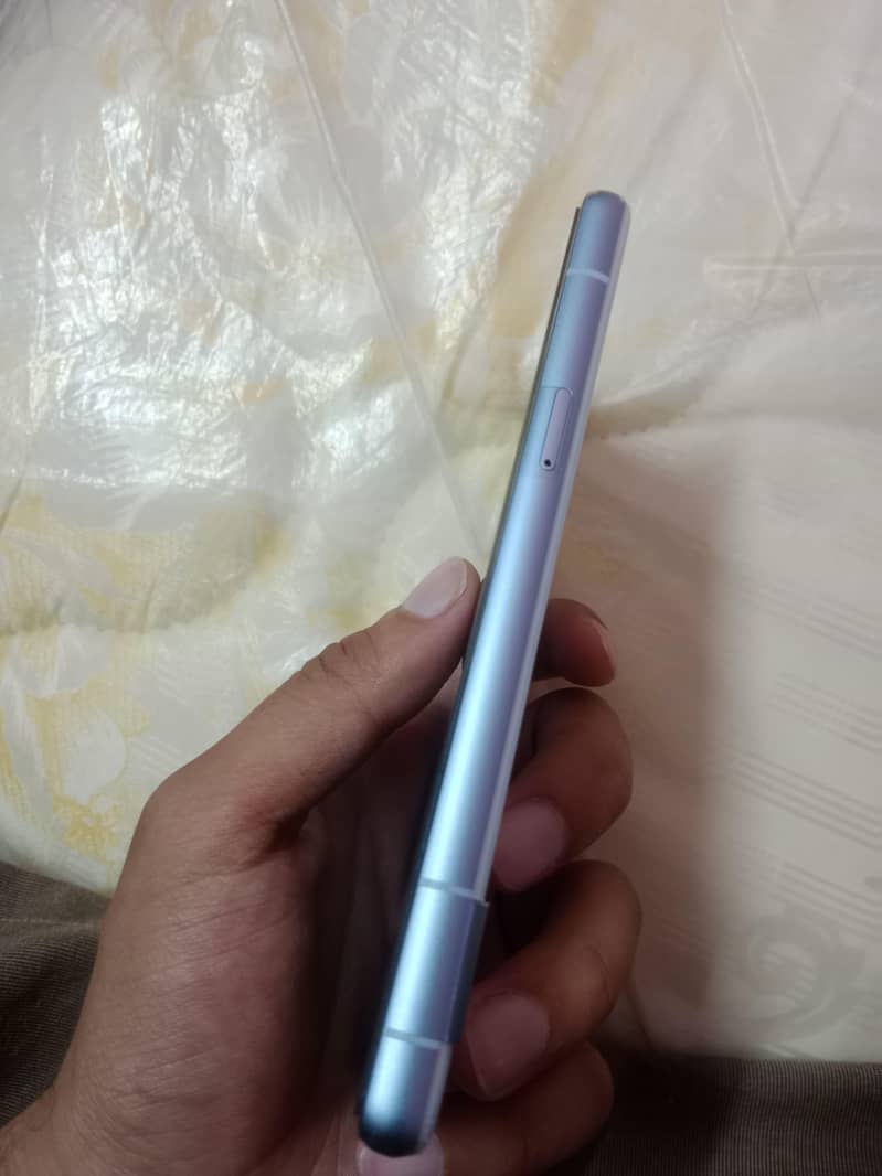 Google Pixel 7a 5