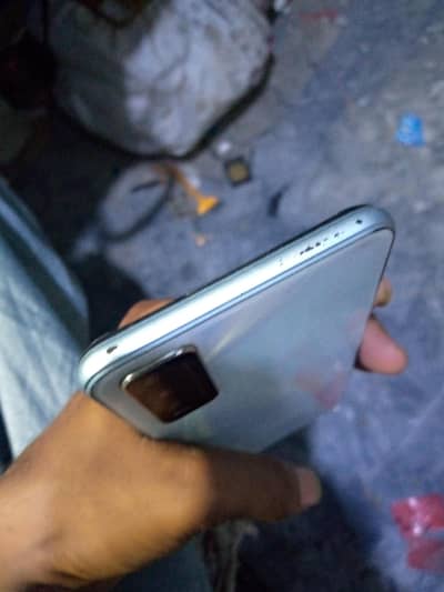 Vivo Y12s