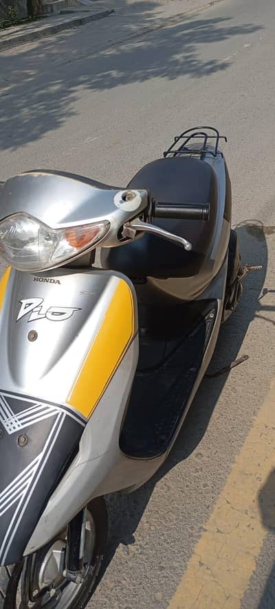Honda Dio Scooty – Excellent Condition – Petrol – Ready to Ride
