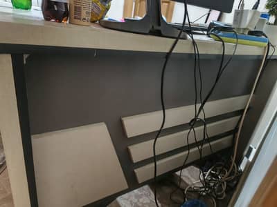 office Furniture/Office setup/Workstation/Chair/Executive Table/Table