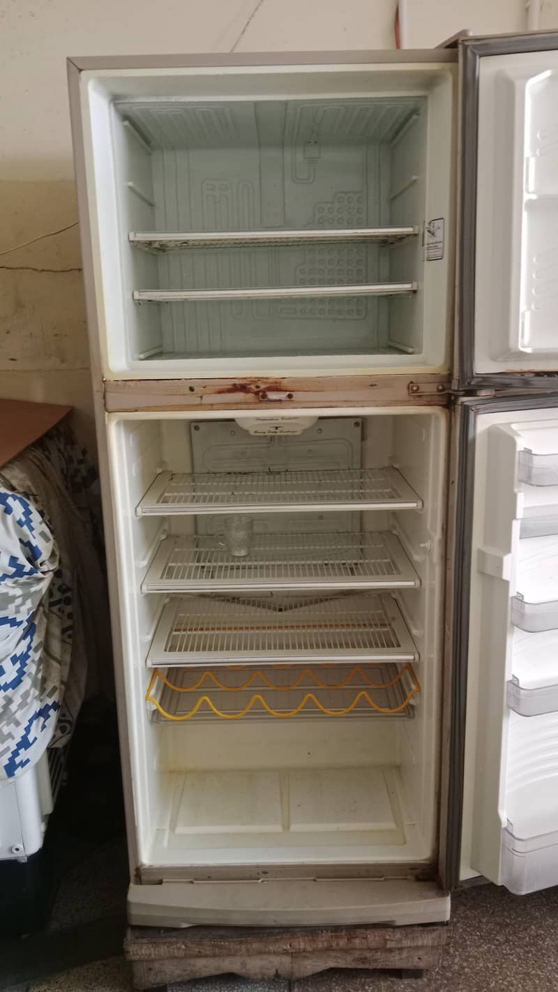 Large Size Fridge 1