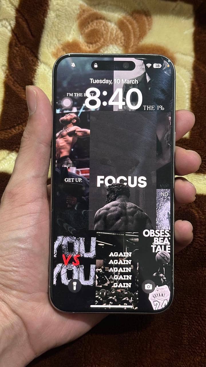 Apple iPhone 15 Pro Max 2