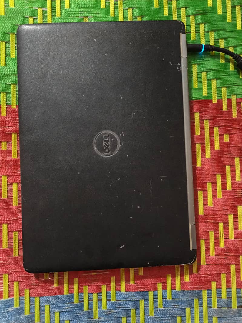 Dell 7470 1