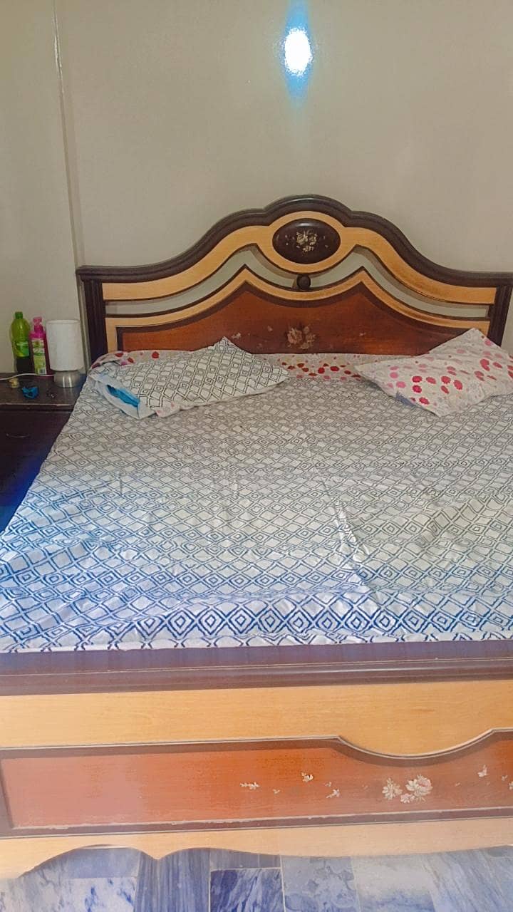 bedroom set 0