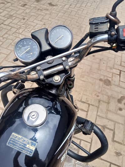 Suzuki GS 150