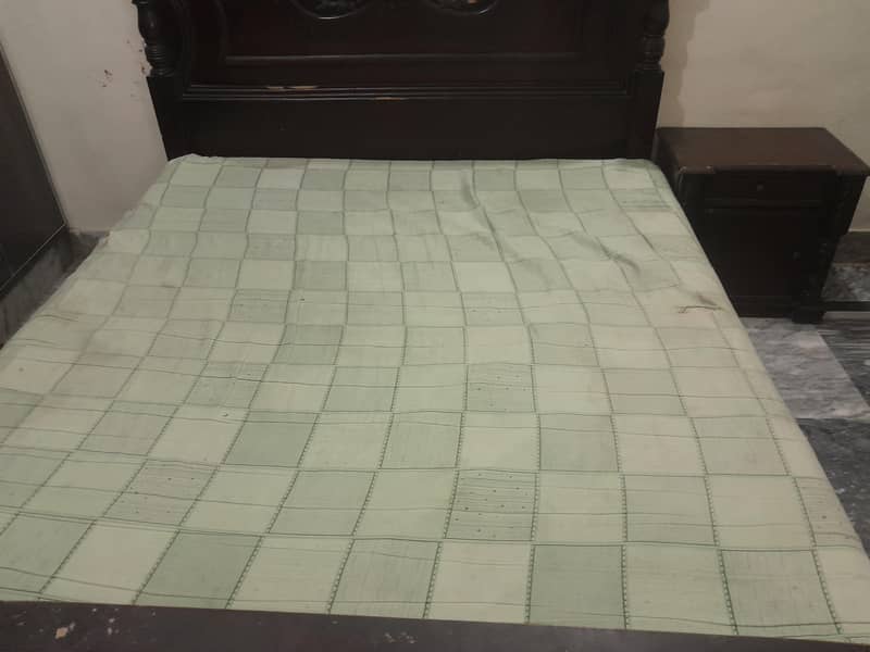 Double bed mattress 0