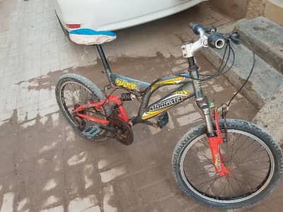 silver cycle condition is good very slightly used 3 cycle hn