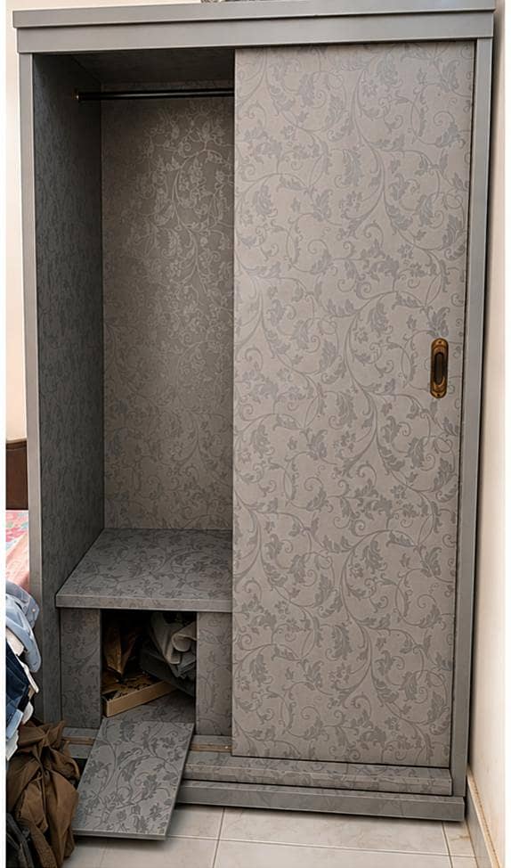 Wardrobe 0