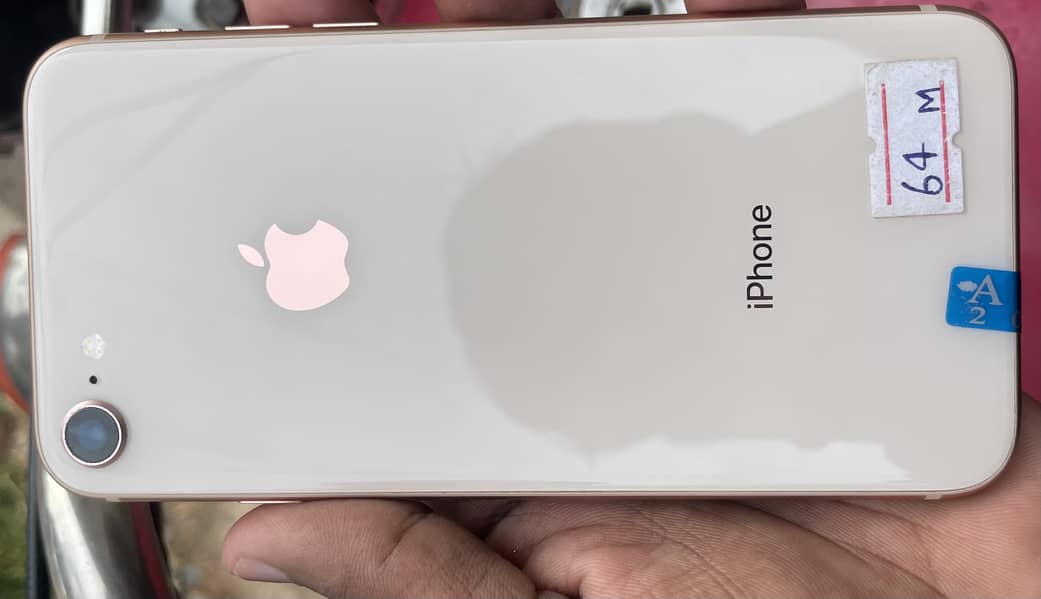 iPhone 8 3