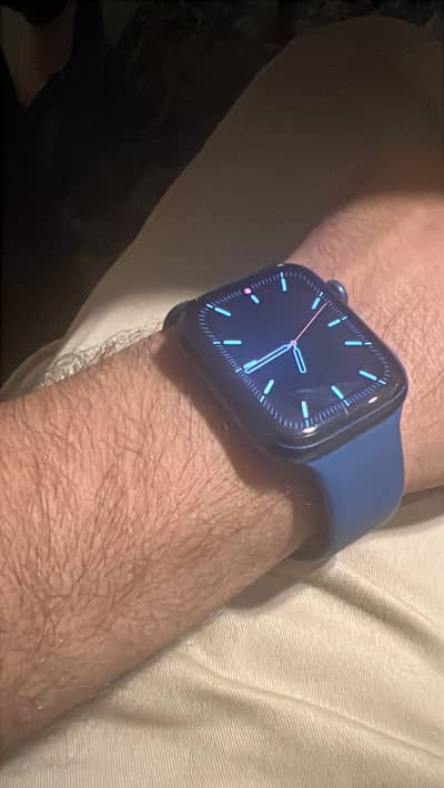Apple series 6 44 mm  GPS for sale
