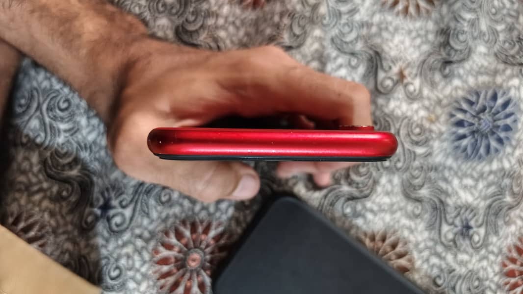 Apple iPhone XR 2
