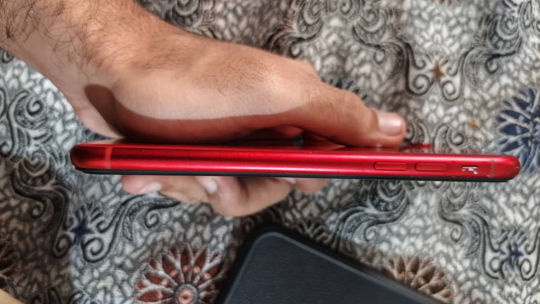 Apple iPhone XR 3