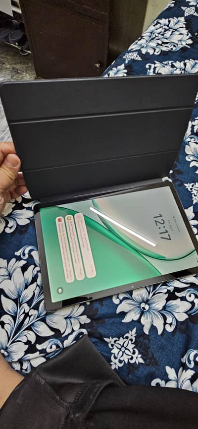 brand New Tablet Honor X8b