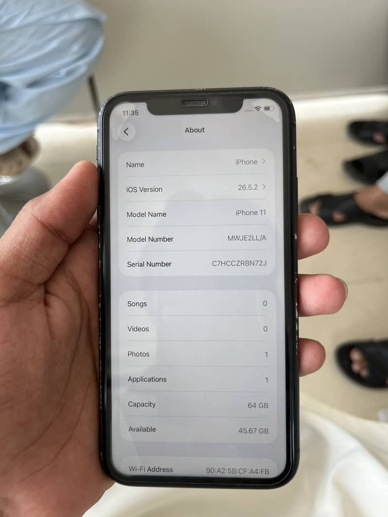 Apple iPhone 11 0