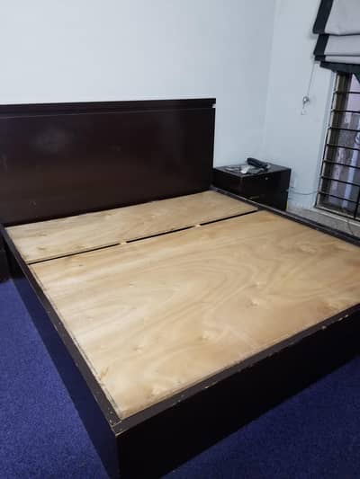 King Size Wooden Bed