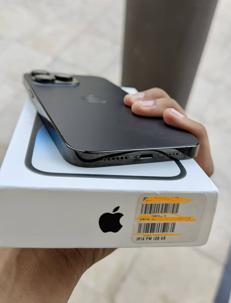 Apple iPhone 14 Pro Max 5