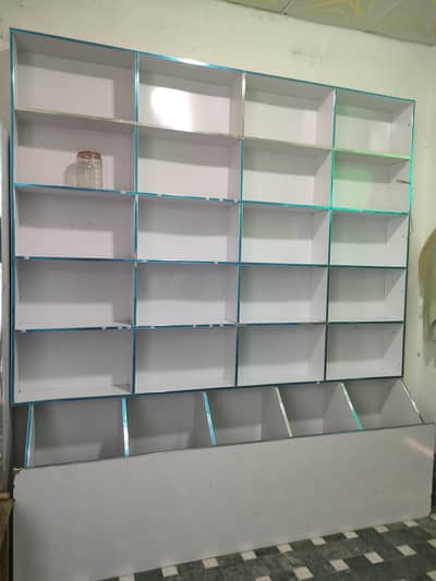 Racks for shop الماریاں