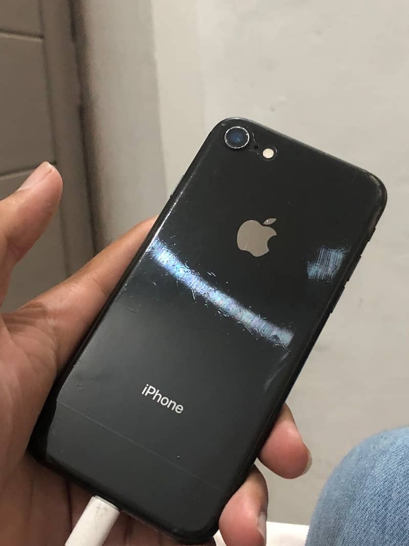 Apple iPhone 8 0