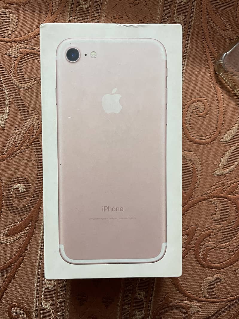 Apple iPhone 7 0