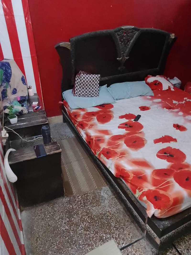 bed with two sides table 7