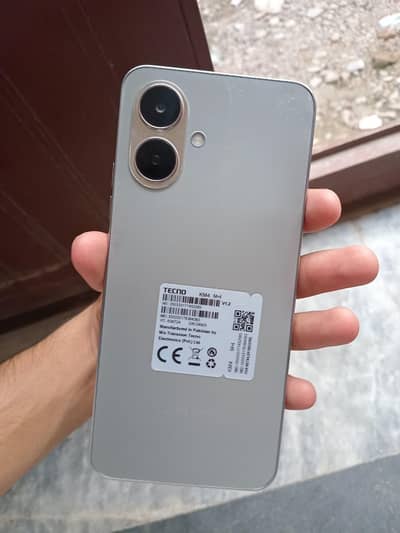 Tecno Spark Go 2