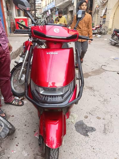 Eveon Electric Scooty – Excellent Condition | 5 Months Warranty