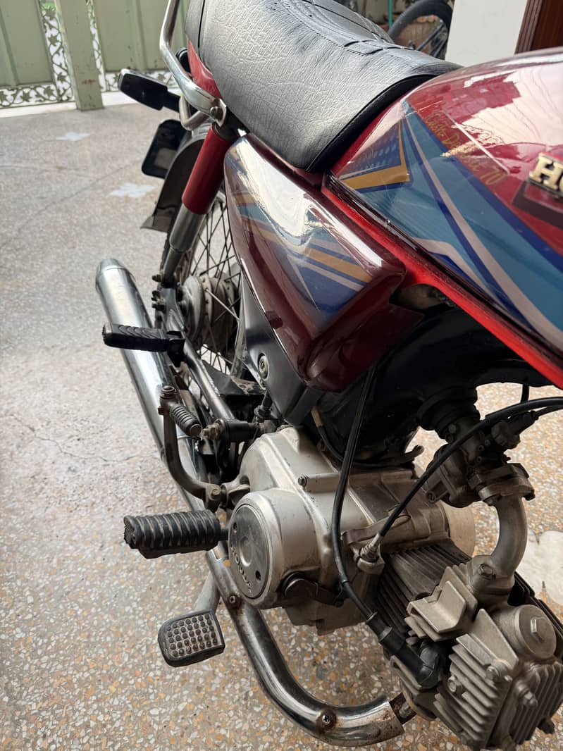Honda 70 2013 3