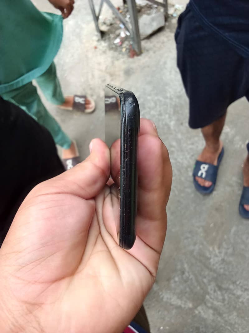 Infinix Hot 8 1