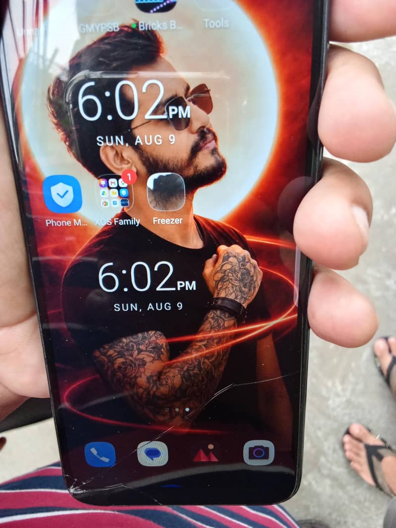 Infinix Hot 8 6