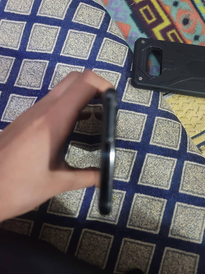 Samsung Mobile Note 8 4