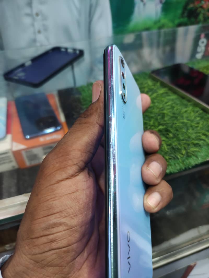 Vivo S1 2