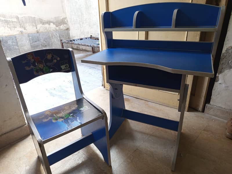 study table with chair 1