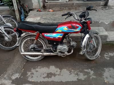 bike bilkul ok hai is number pe rabta kray 03220439085