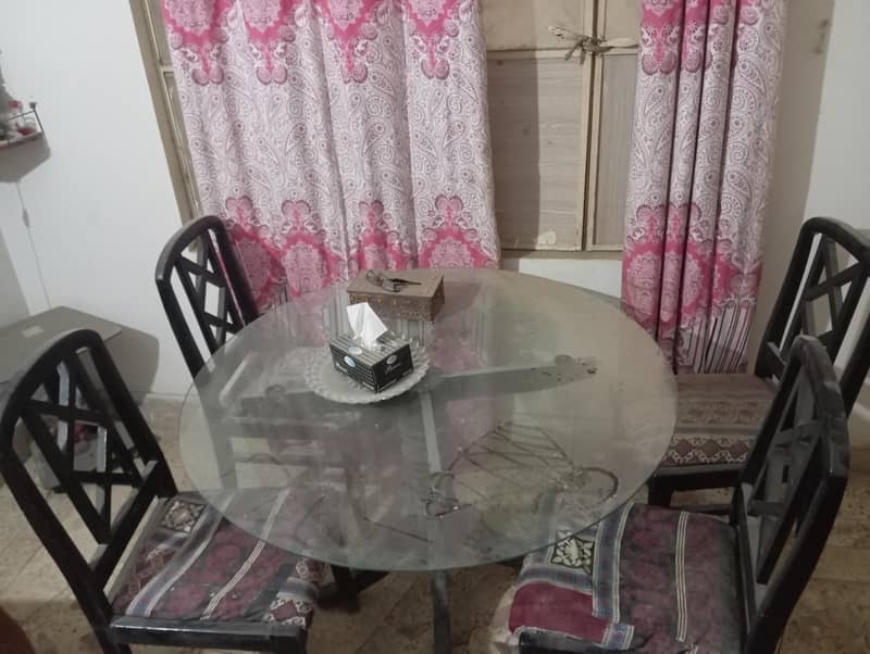 Dining Table & Chairs 1