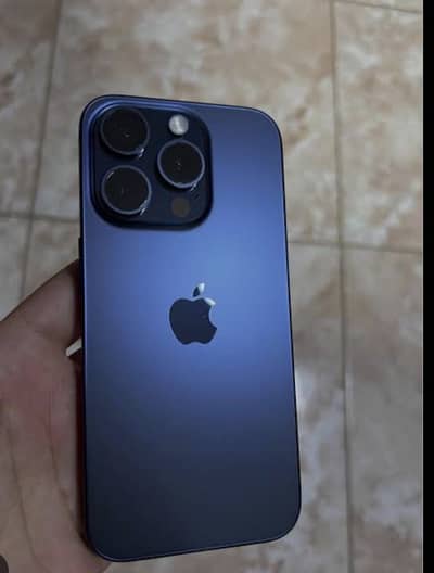 Apple iPhone 15 Pro 10/10